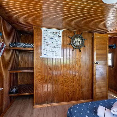 Beautiful Houseboat In Key West Hotel ภายนอก รูปภาพ