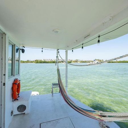 Beautiful Houseboat In Key West Hotel ภายนอก รูปภาพ