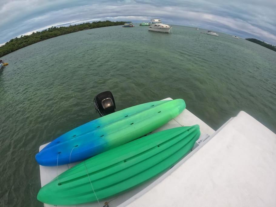 Beautiful Houseboat In Key West Hotel ภายนอก รูปภาพ