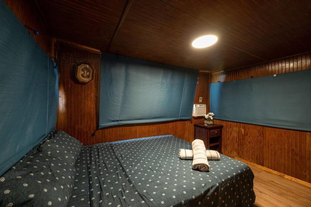 Beautiful Houseboat In Key West Hotel ภายนอก รูปภาพ