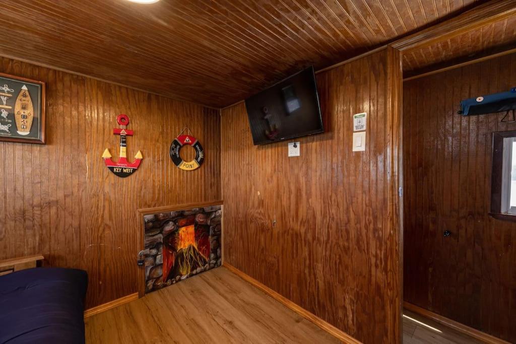 Beautiful Houseboat In Key West Hotel ภายนอก รูปภาพ