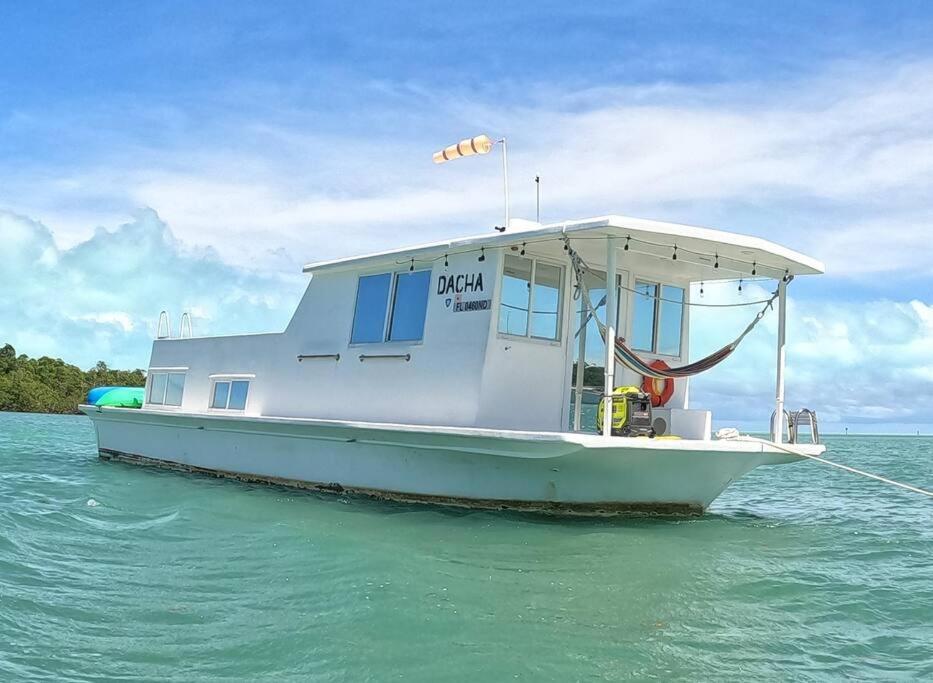 Beautiful Houseboat In Key West Hotel ภายนอก รูปภาพ