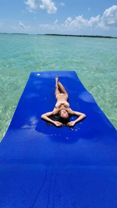 Beautiful Houseboat In Key West Hotel ภายนอก รูปภาพ